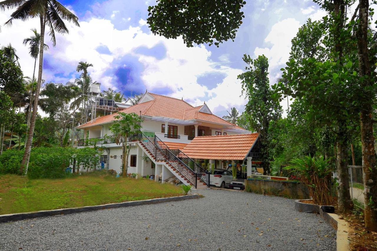 Ben Cottage Thekkady Esterno foto